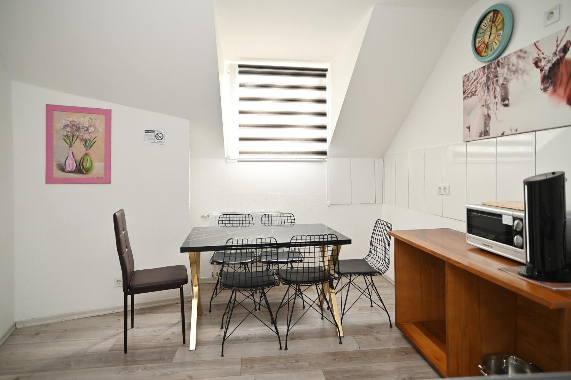 Ferienwohnung&Aparts By Kispet Group Hotels In Oberhausen Oberhausen  Ngoại thất bức ảnh